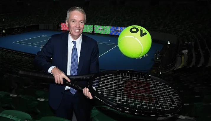tiley snel praten over coachen bij tennis