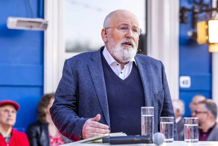 timmermans eventuele toetreding oekraine tot eu duurt jaren
