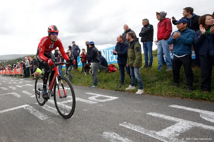 timmermans laat dumoulin maar even met rust