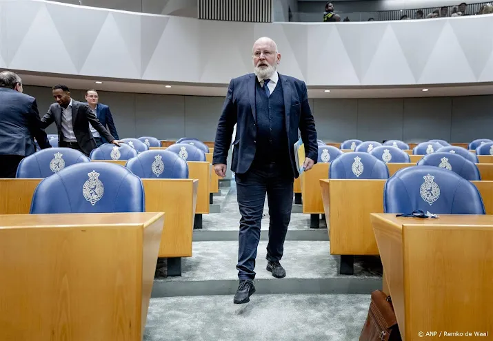 timmermans verwijt wilders de verkenning over te willen doen