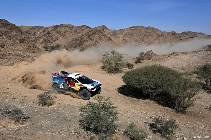titelverdediger al attiyah verlaat dakar rally