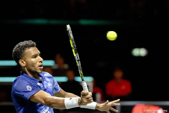 titelverdediger auger aliassime begint met overtuigende zege