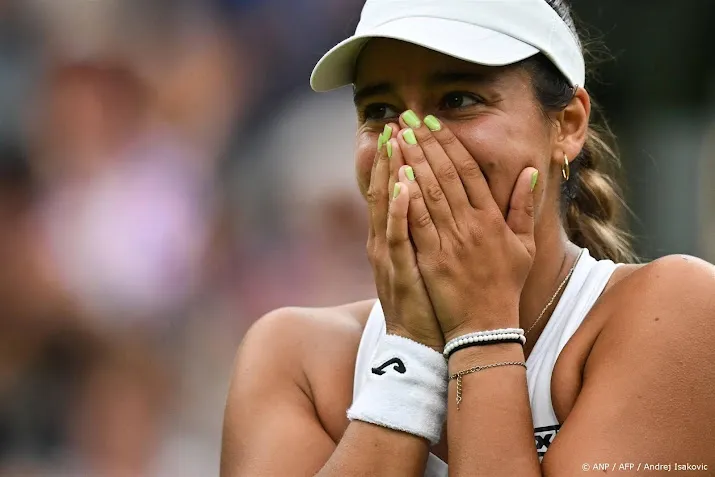 titelverdedigster vondrousova na een ronde klaar op wimbledon