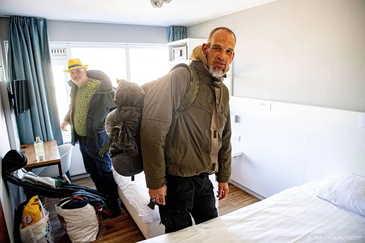 toename van daklozen door tekort aan woningen