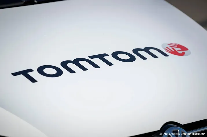 tomtom houdt last van crisis maar lijkt dieptepunt voorbij