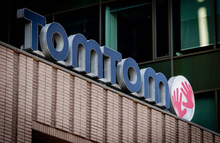 tomtom omlaag op damrak