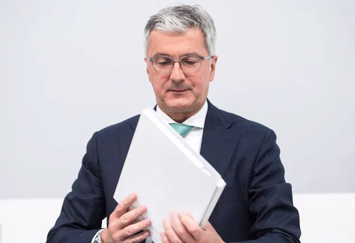 topman audi moet in cel blijven