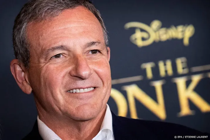 topman disney stapt uit raad van bestuur apple