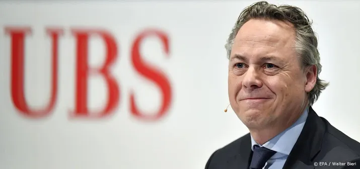 topman hamers krijgt 38 miljoen euro in eerste 4 maanden bij ubs