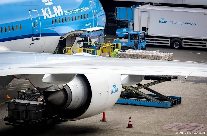 topman iata klm wordt hardst geraakt door krimpplannen schiphol