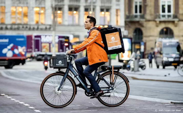 topmannen just eat takeaway en uber ruzien op twitter