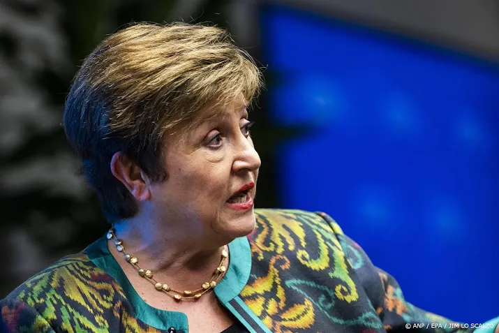 topvrouw imf ziet wereldwijde groei economie iets aantrekken