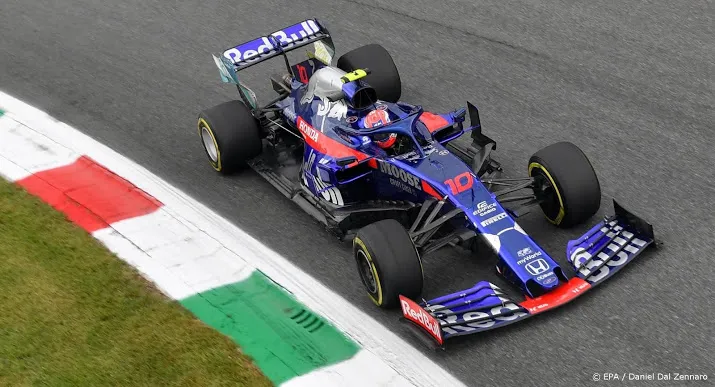 toro rosso verandert naam in alpha tauri