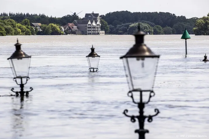 tot 250 miljoen euro schade door wateroverlast limburg en brabant