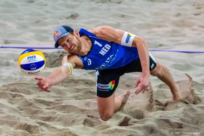 tot en met mei geen internationale beachvolleybaltoernooien