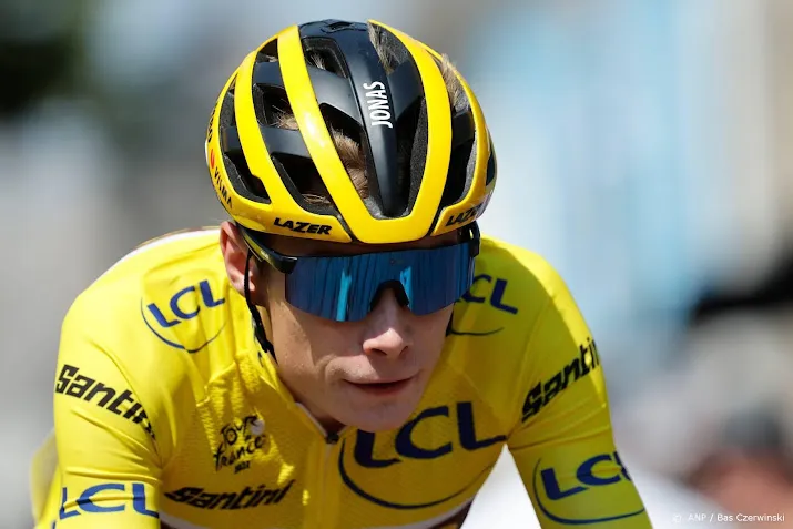 tourwinnaar vingegaard sluit seizoen af in japan