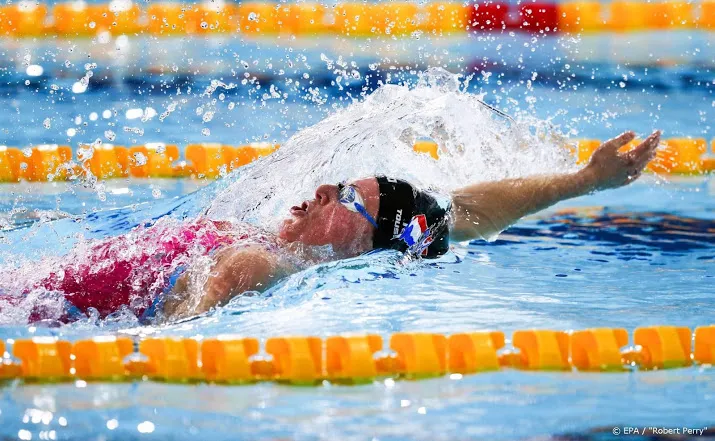 toussaint zwemt op 200 rug naar brons