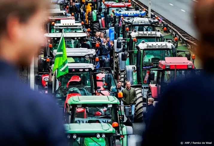 tractorfile den haag uit