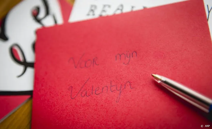 traditionele geschenken blijven populair voor valentijnsdag