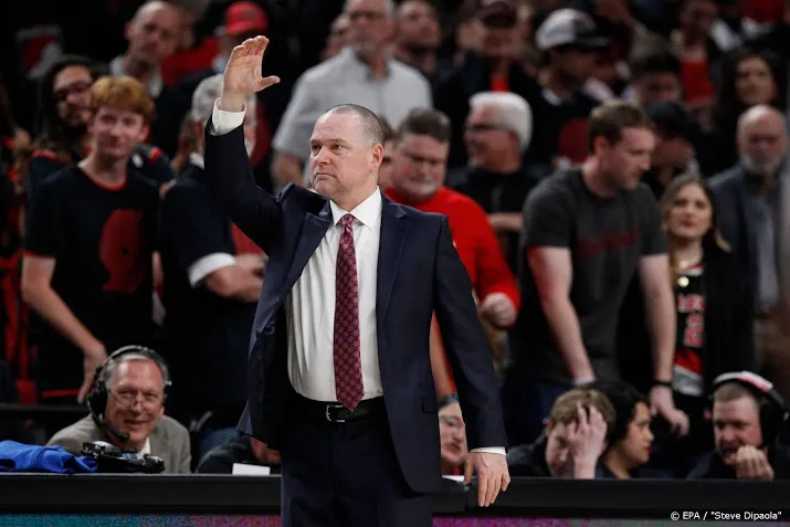 trainer malone langer bij basketbalclub denver nuggets
