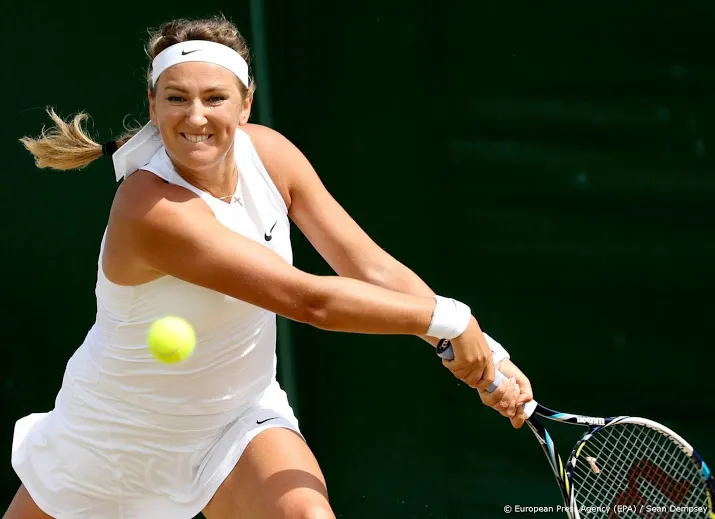 trainverbod 24 tennissers in melbourne door corona in vliegtuig