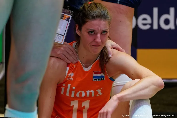 tranen en vertwijfeling bij volleybalsters