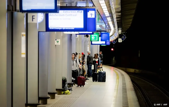 treinen rond schiphol rijden weer volgens gewone dienstregeling