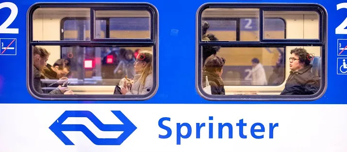 treinreiziger kan bij onveilig gevoel gelijk ns contacten