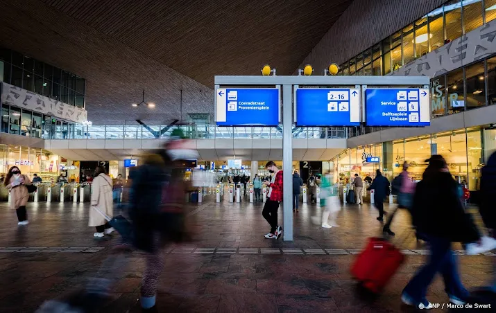 treinstoring rotterdam verholpen ns zet extra treinen in