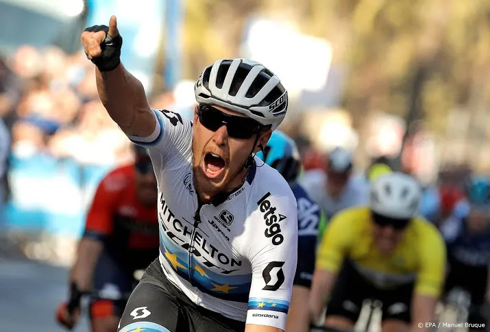 trentin troeft van poppel af in ruta del sol