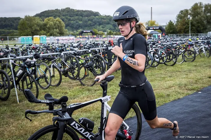 triatlete kingma bereikt met keihard doortrappen wereldtop