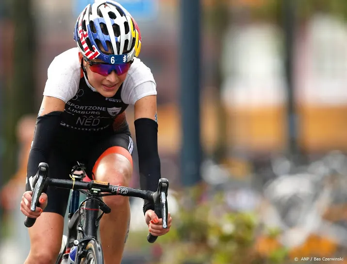 triatlete klamer 11e in world series bermuda
