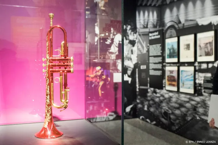 trompet miles davis onder de hamer