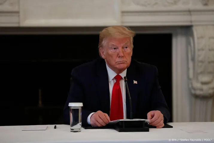 trump dwong saudis tot lagere olieproductie met chantage