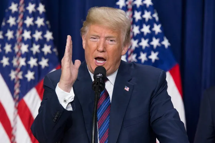 trump haalt hard uit naar mercedes benz