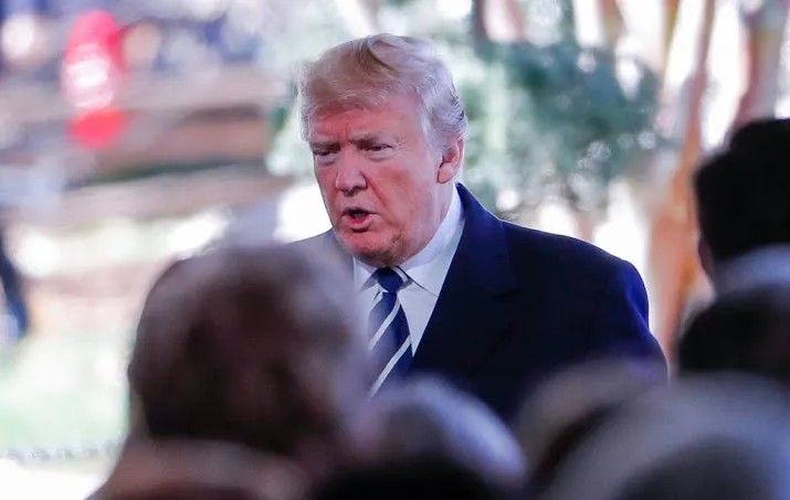 trump maakt ook geen uitzondering voor buren