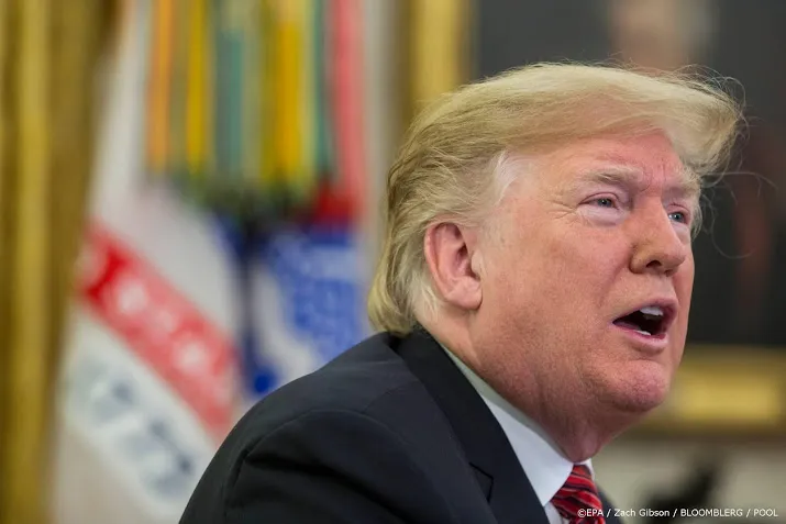 trump spreekt vertrouwen uit in fed
