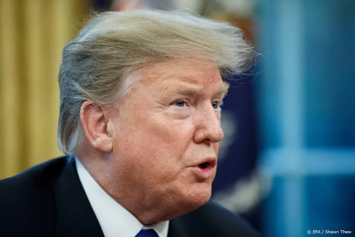 trump stelt nieuwe tarieven voor china uit