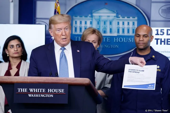 trump wil binnen twee weken geld overmaken naar amerikanen