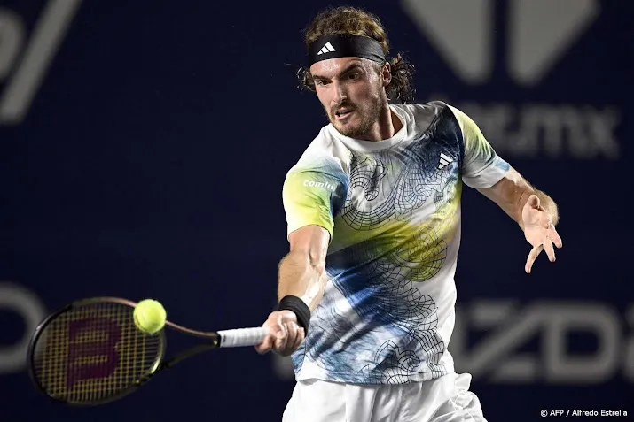 tsitsipas na eerste toernooizege van 2023 direct klaar in toronto