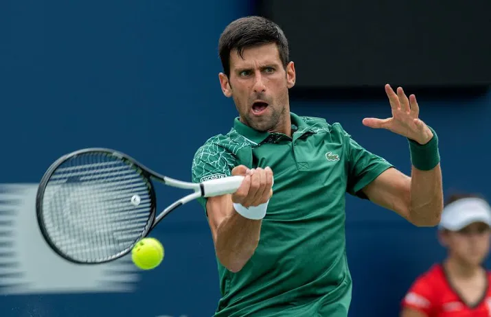 tsitsipas verrast djokovic in toronto