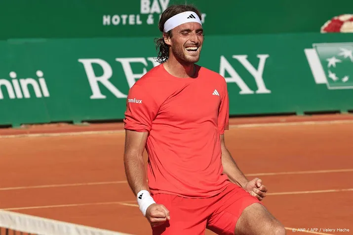 tsitsipas wint voor de derde keer masterstoernooi monte carlo
