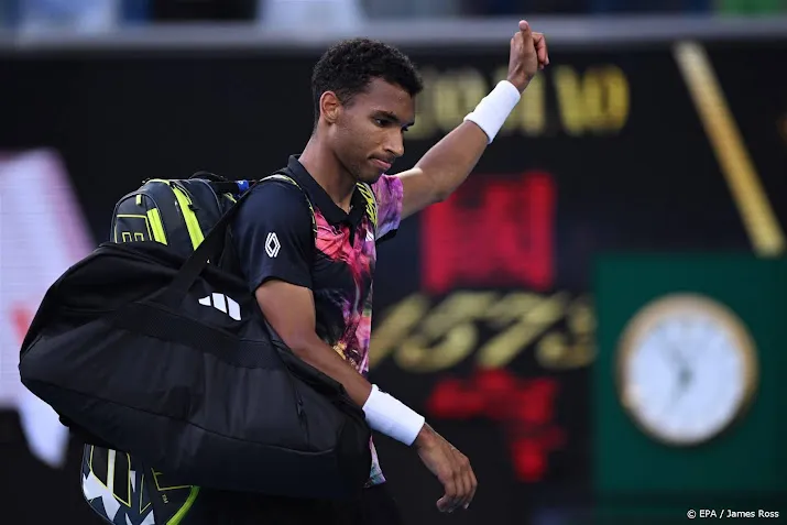 tsjechische tennissensatie lehecka rekent af met auger aliassime