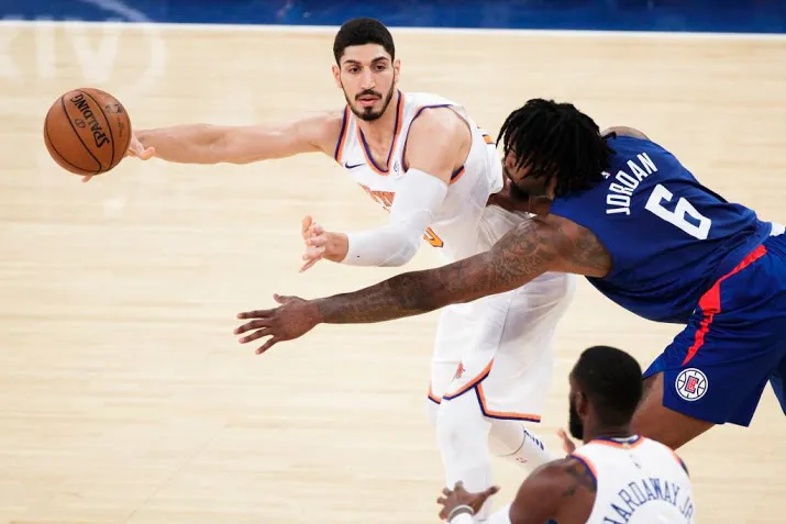 turkije wil basketballer kanter de cel in
