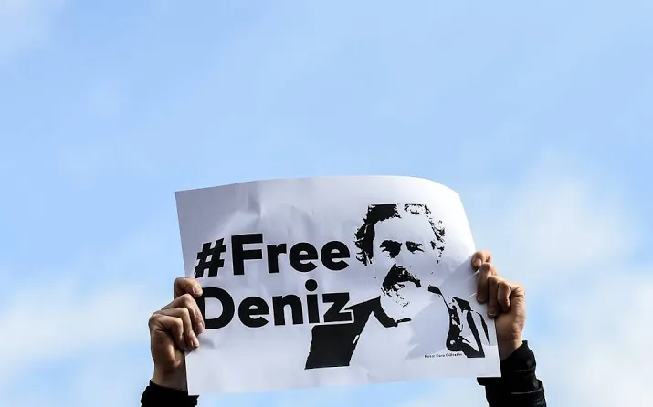 turkije zal journalist yucel snel vrijlaten