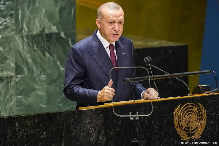 turkse centrale bank verlaagt rente na druk erdogan