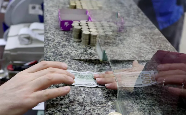 turkse centrale bank voert rente verder op