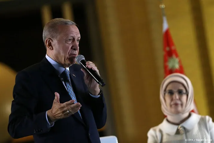 turkse lira daalt na herverkiezing president erdogan