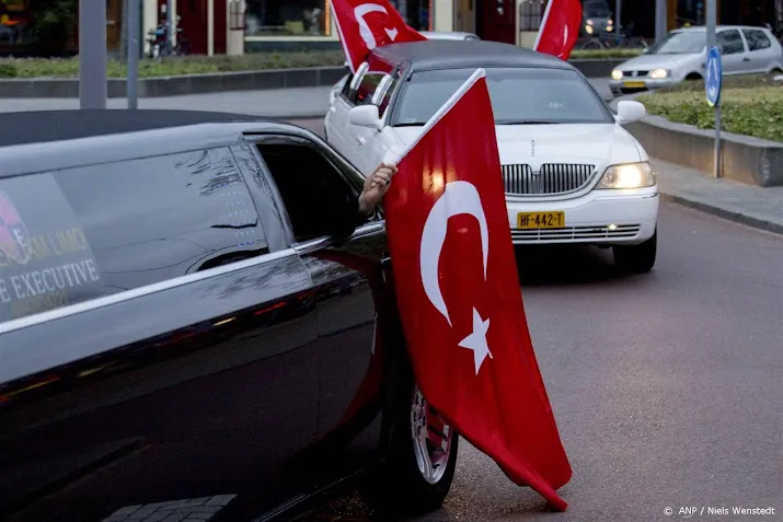 turkse nederlanders voelen zich onveilig door inmenging turkije