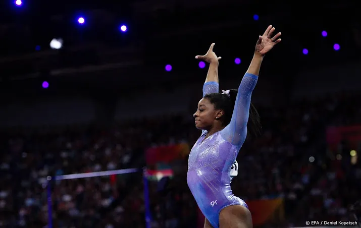 turnster biles stunt met supersprong
